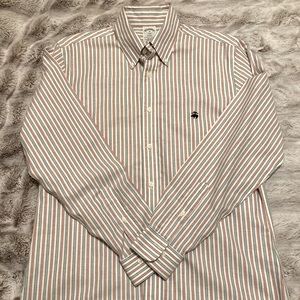Brooks Brothers Men’s Button Down Shirt. Size M. Regent Fit.